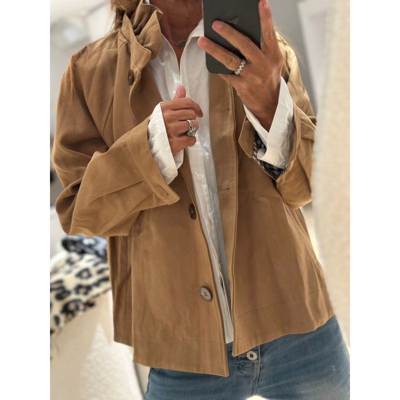 Veste Basile