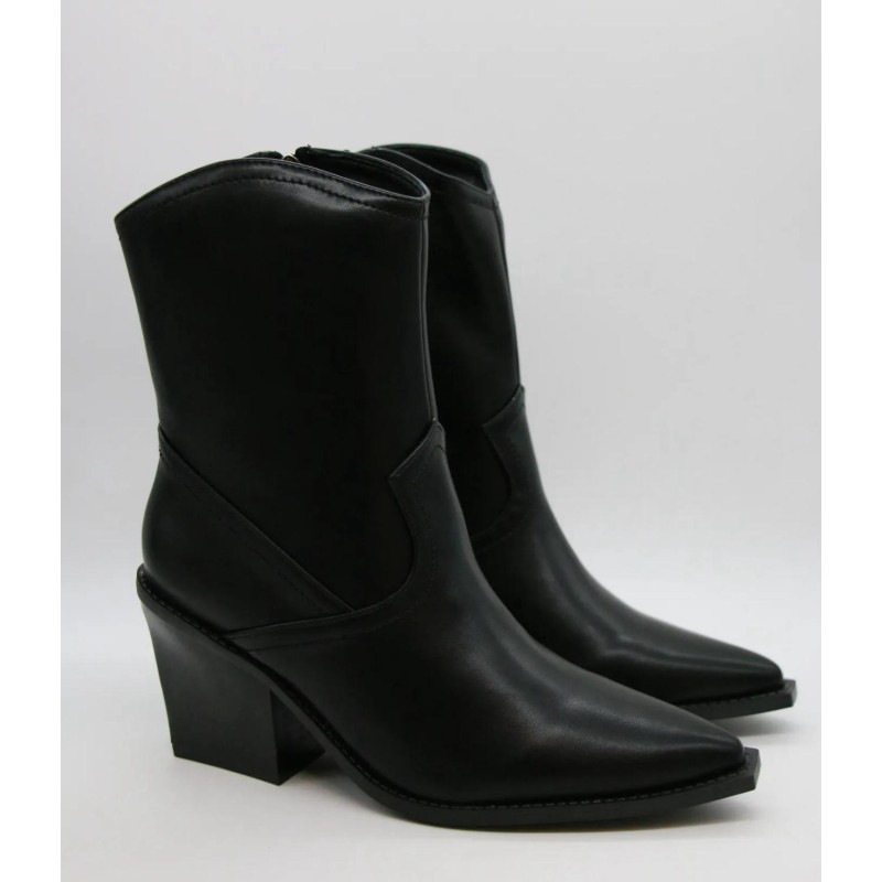 Boots Agathe