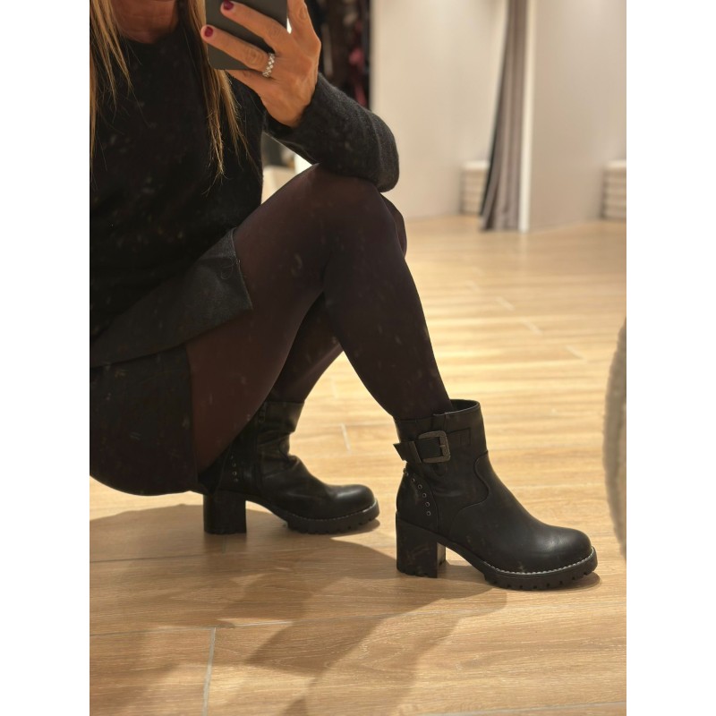 Boots Nathalie