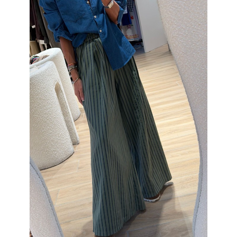 Pantalon Emma coupe large sur élastique