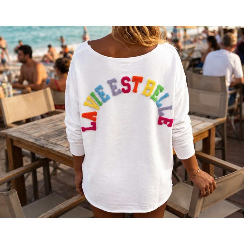 Pull la vie est belle