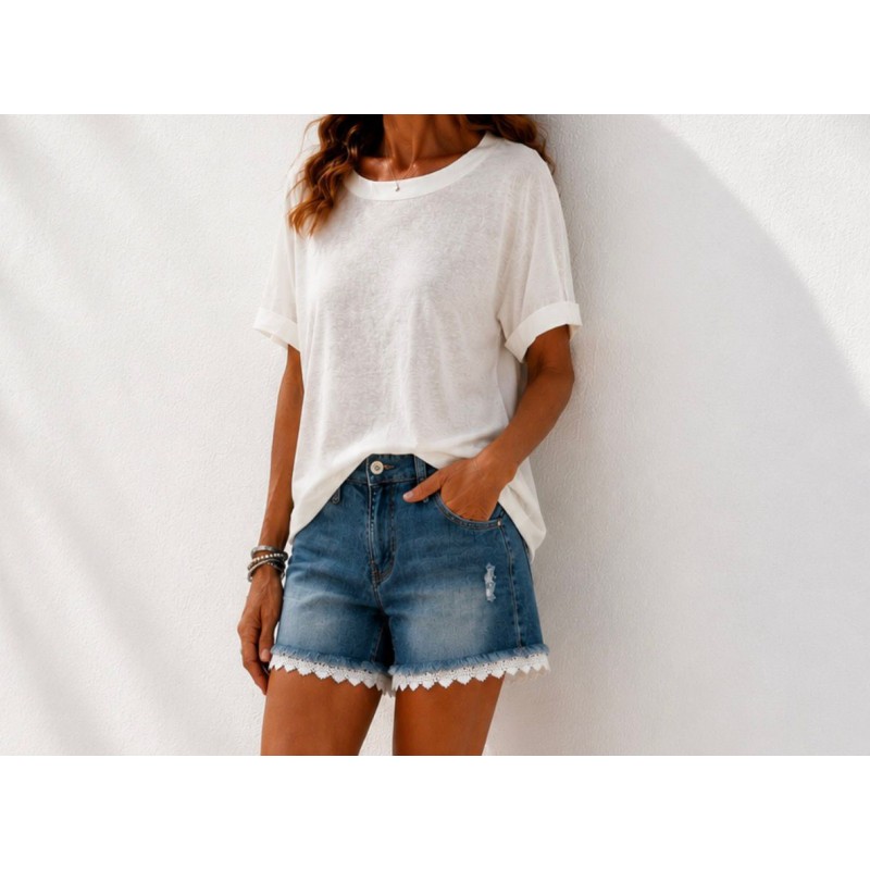 Short jeans broderie