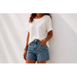 Short jeans flowers