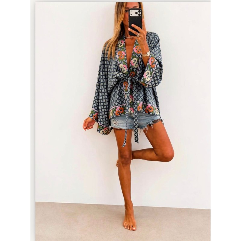 Kimono Thelma