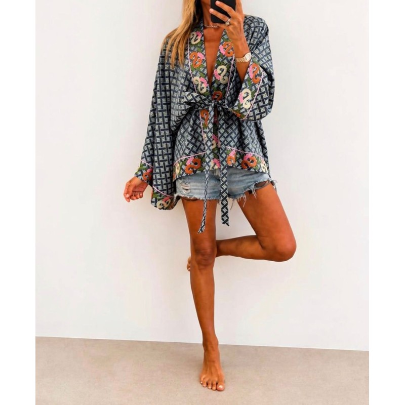 Kimono Thelma