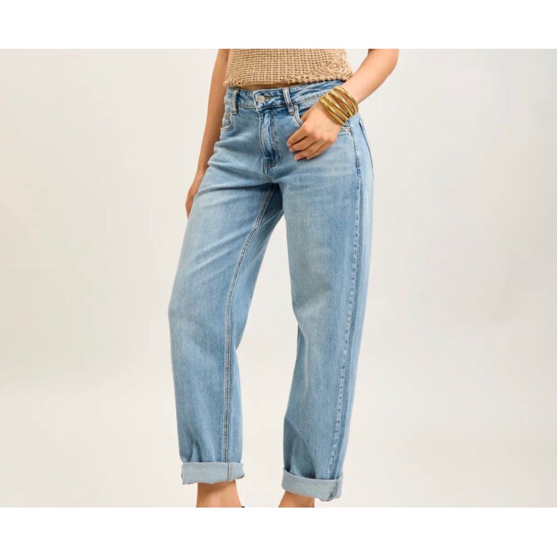 Jeans Mom