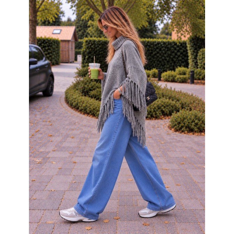 Poncho Capri
