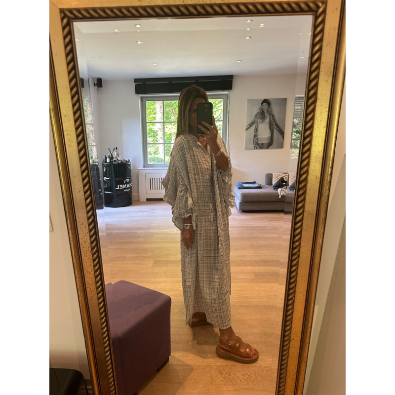 Robe Jess